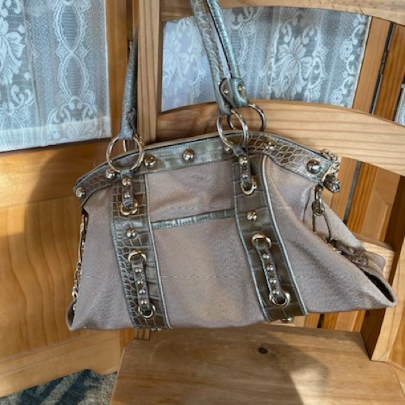 Kathy Van Zeeland Purse - Picture 3 of 9